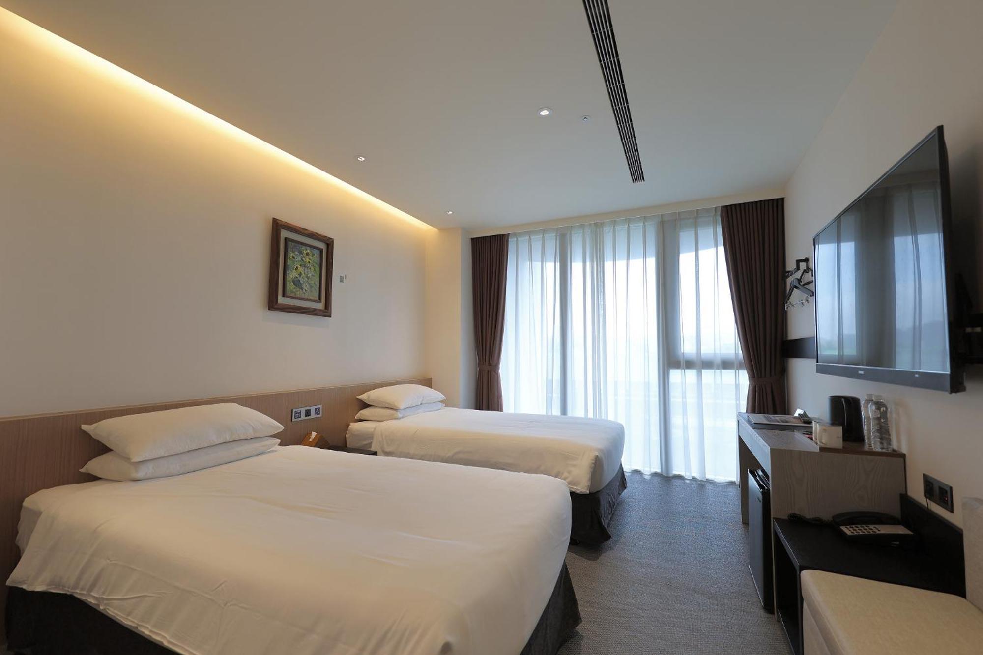 Royal Roi Hotel Тайчжун Экстерьер фото