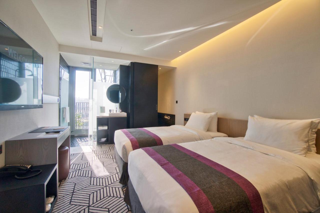 Royal Roi Hotel Тайчжун Экстерьер фото